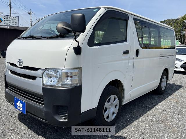 Toyota HIACE VAN 2015-03 7810069-12