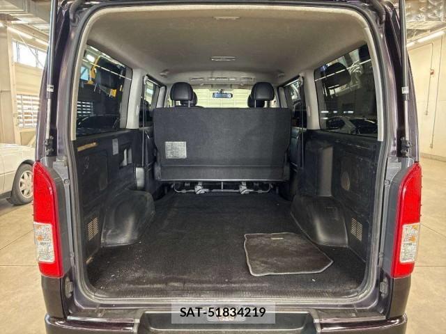Toyota HIACE VAN 2015-03 7810573-2