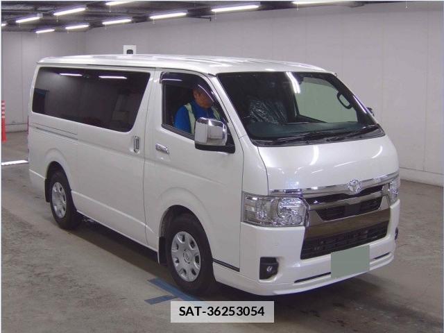 Toyota HIACE VAN 2024-02 7810669-0