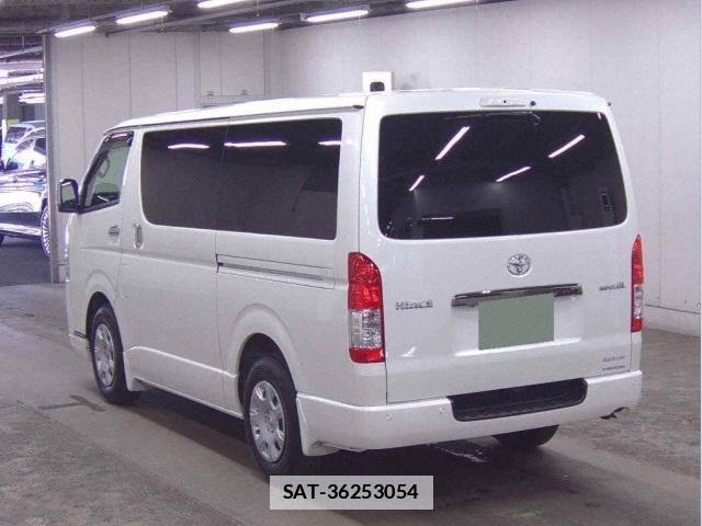 Toyota HIACE VAN 2024-02 7810669-1