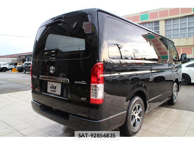 Toyota HIACE VAN 2025-12 7810675-1