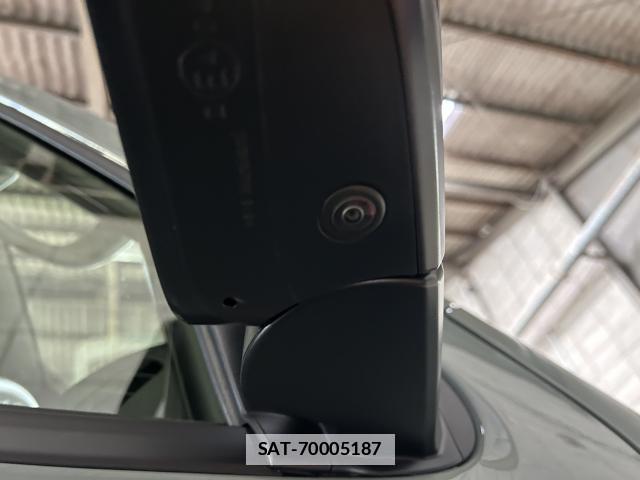 Toyota HIACE VAN 2026-02 7811268-6