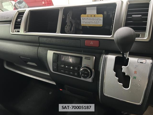 Toyota HIACE VAN 2026-02 7811268-8
