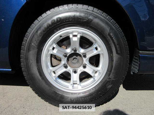 Toyota HIACE WAGON 2011-09 7794823-15