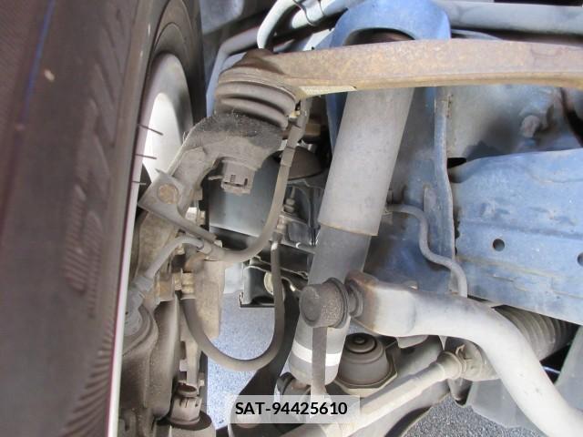 Toyota HIACE WAGON 2011-09 7794823-17