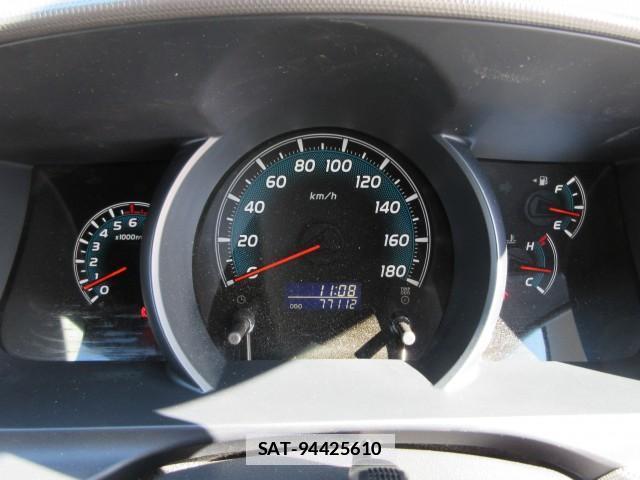 Toyota HIACE WAGON 2011-09 7794823-19