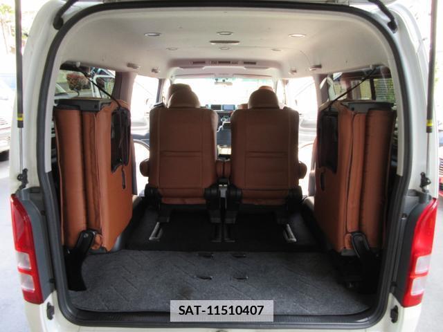 Toyota HIACE WAGON 2011-12 7794824-17