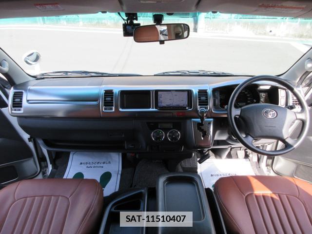Toyota HIACE WAGON 2011-12 7794824-2