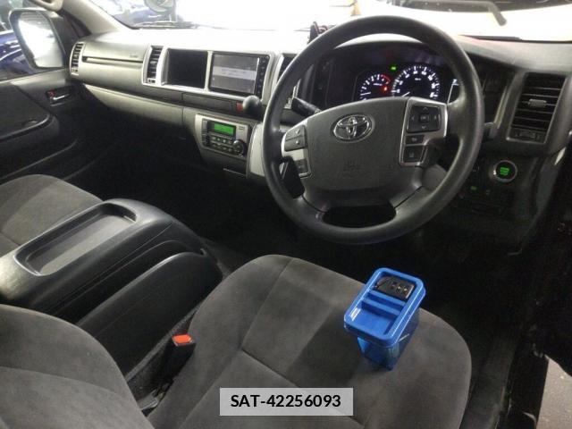 Toyota HIACE WAGON 2021-05 7794937-2