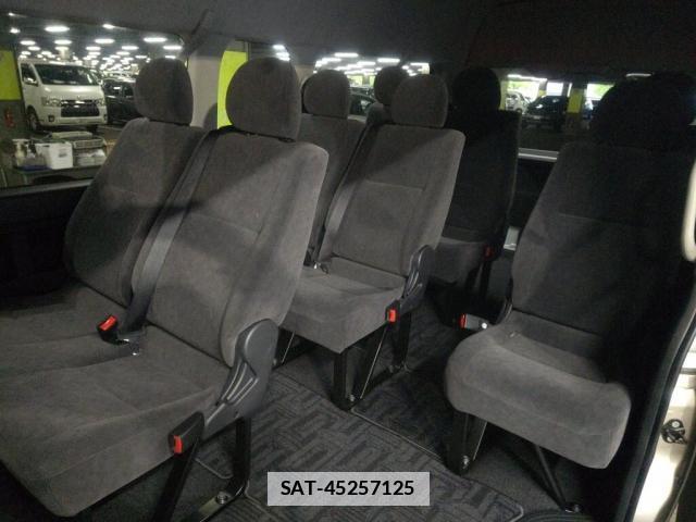 Toyota HIACE WAGON 2021-04 7795090-3