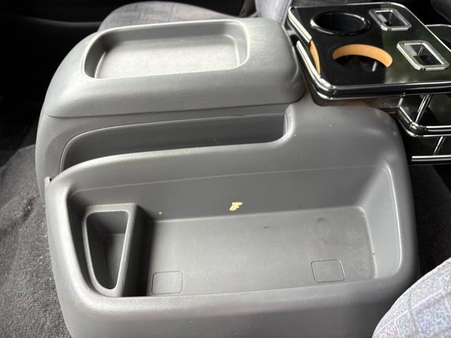 Toyota HIACE WAGON 2005-04 7795993-18
