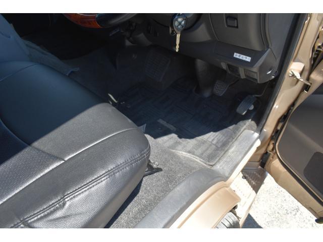 Toyota HIACE WAGON 2005-10 7796535-15