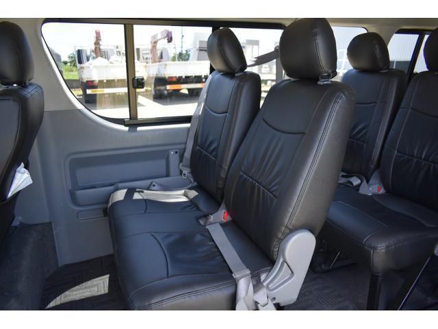 Toyota HIACE WAGON 2005-10 7796535-19