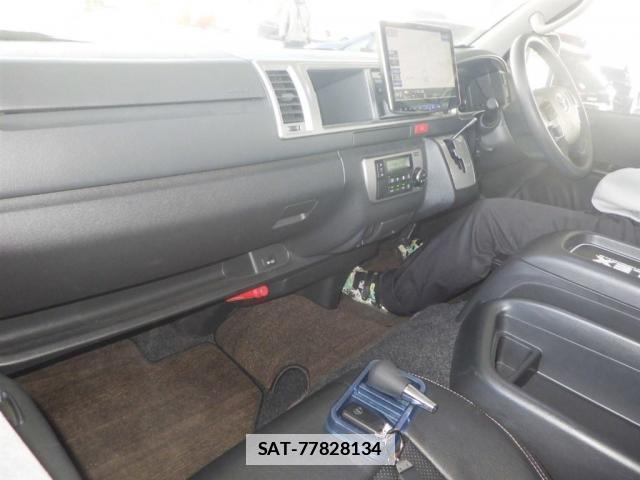 Toyota HIACE WAGON 2023-08 7797030-2