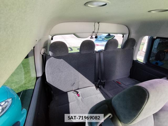 Toyota HIACE WAGON 2022-11 7802342-14