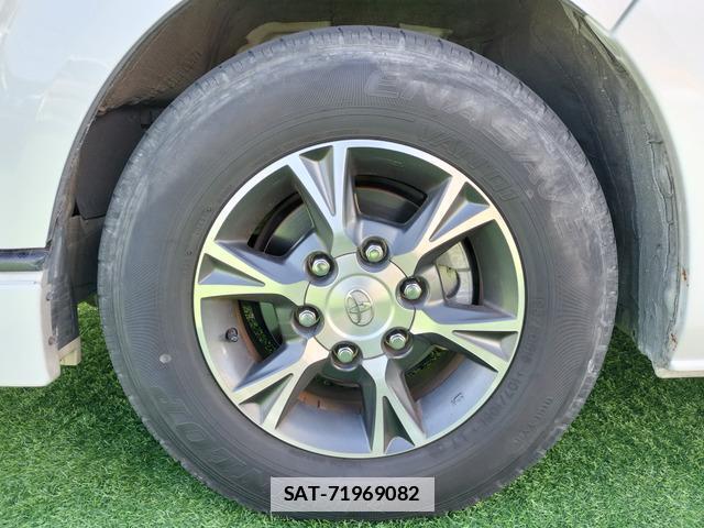 Toyota HIACE WAGON 2022-11 7802342-9