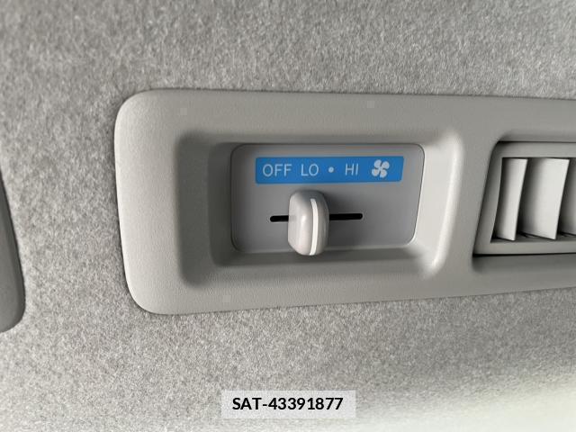 Toyota HIACE WAGON 2014-03 7804011-8