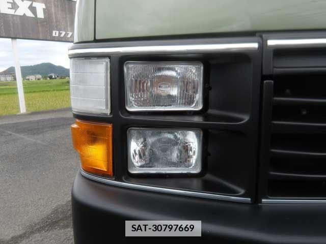 Toyota HIACE WAGON 2008-06 7804661-9