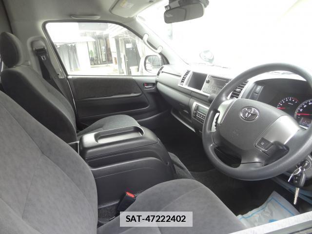 Toyota HIACE WAGON 2019-09 7805201-13