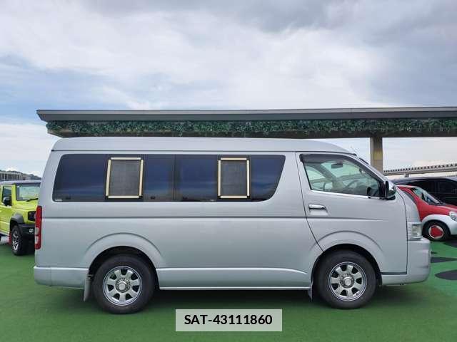Toyota HIACE WAGON 2010-04 7805376-18