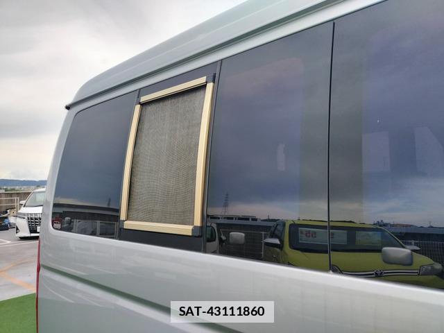 Toyota HIACE WAGON 2010-04 7805376-5