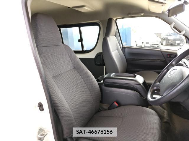 Toyota HIACE WAGON 2012-06 7805712-10