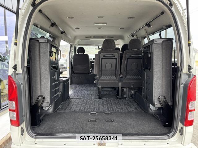 Toyota HIACE WAGON 2011-06 7808076-9
