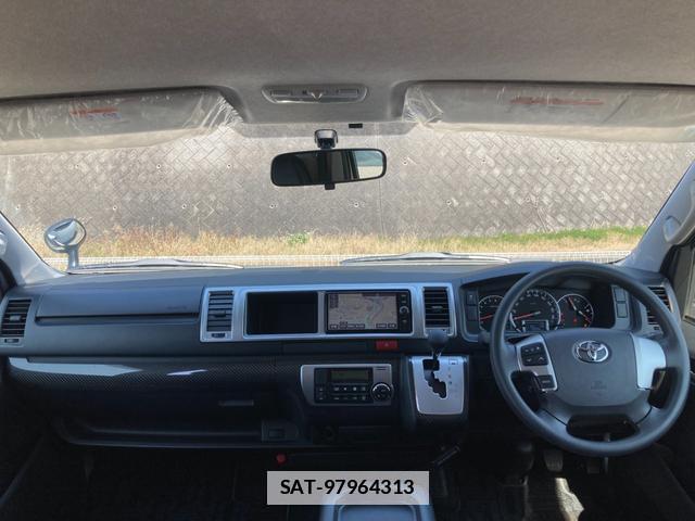 Toyota HIACE WAGON 2017-07 7808301-1