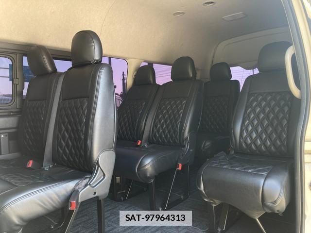 Toyota HIACE WAGON 2017-07 7808301-6