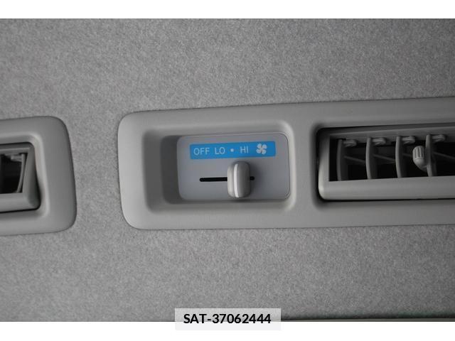 Toyota HIACE WAGON 2018-07 7809333-6