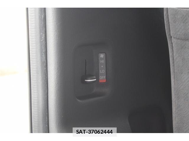 Toyota HIACE WAGON 2018-07 7809333-7