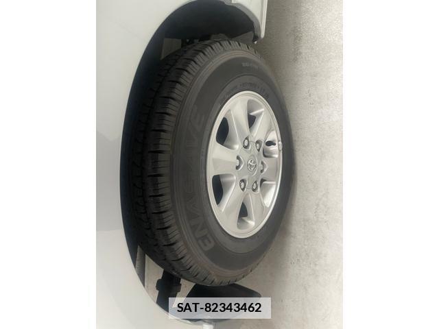 Toyota HIACE WAGON 2010-04 7809738-12
