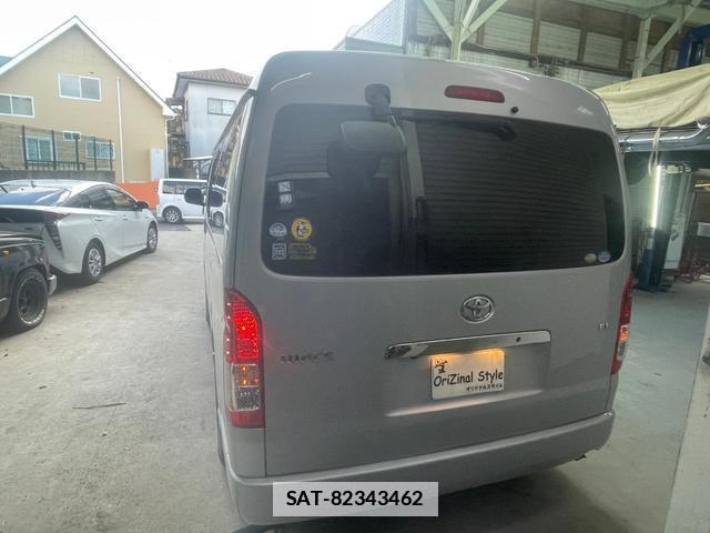 Toyota HIACE WAGON 2010-04 7809738-16