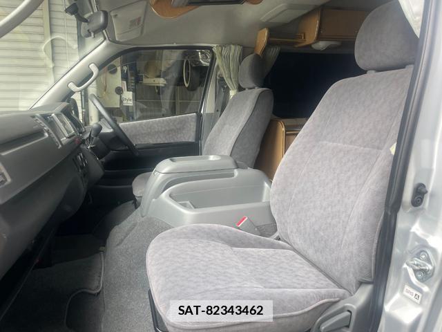 Toyota HIACE WAGON 2010-04 7809738-2