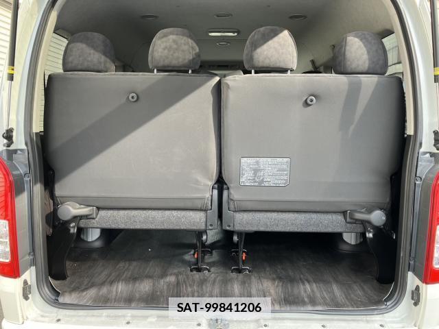 Toyota HIACE WAGON 2022-02 7810248-10
