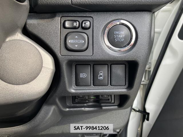 Toyota HIACE WAGON 2022-02 7810248-7
