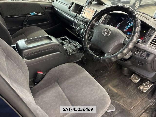 Toyota HIACE WAGON 2013-08 7810552-3