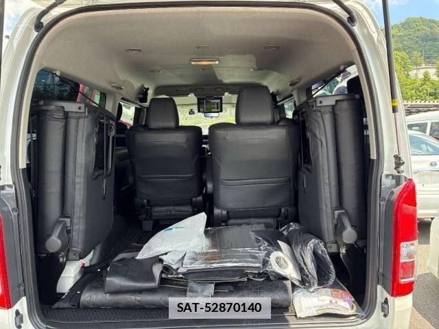 Toyota HIACE WAGON 2022-08 7810556-2
