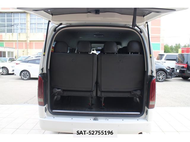Toyota HIACE WAGON 2022-07 7810678-17