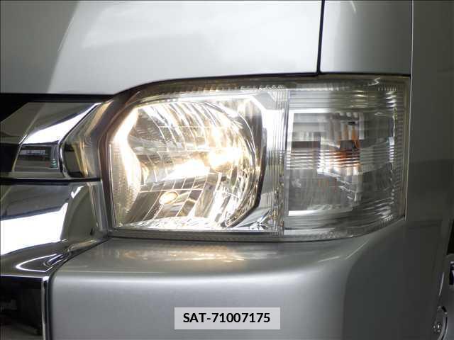 Toyota HIACE WAGON 2015-03 7810850-13
