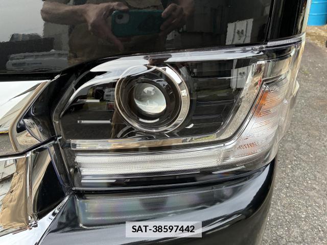 Toyota HIACE WAGON 2026-03 7811269-2