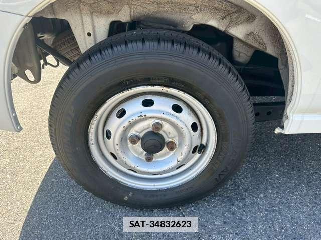 Daihatsu HIJET CARGO 2016-07 7795777-11