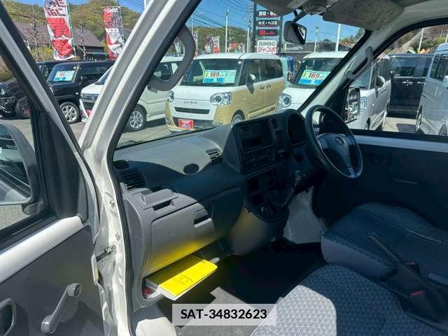 Daihatsu HIJET CARGO 2016-07 7795777-15