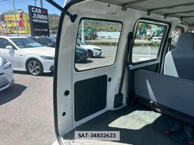 Daihatsu HIJET CARGO 2016-07 7795777-17
