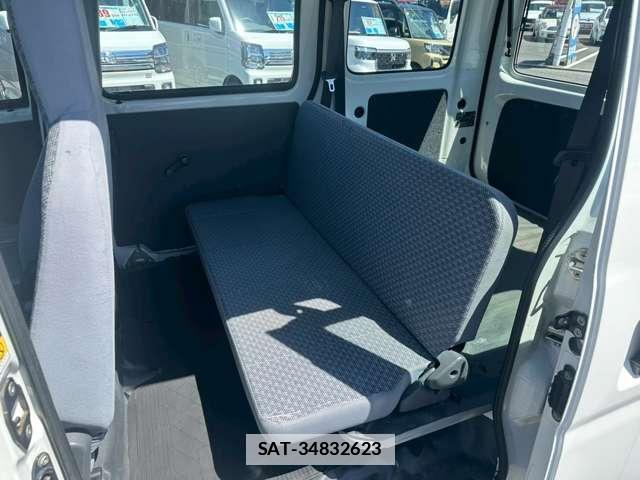 Daihatsu HIJET CARGO 2016-07 7795777-18