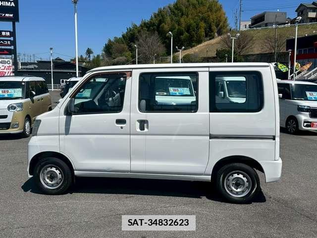 Daihatsu HIJET CARGO 2016-07 7795777-3