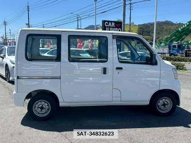 Daihatsu HIJET CARGO 2016-07 7795777-5