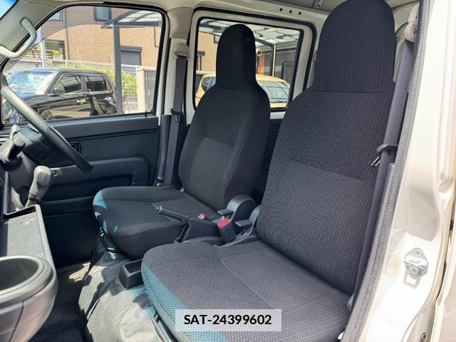 Daihatsu HIJET CARGO 2018-04 7796411-7