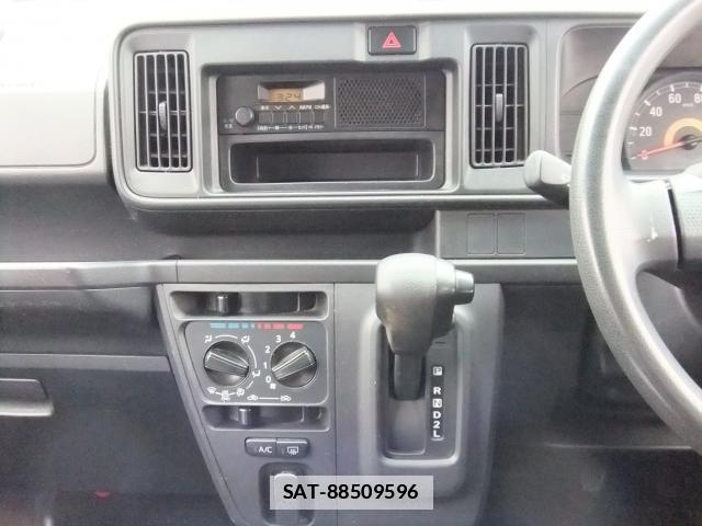 Daihatsu HIJET CARGO 2018-10 7796747-19