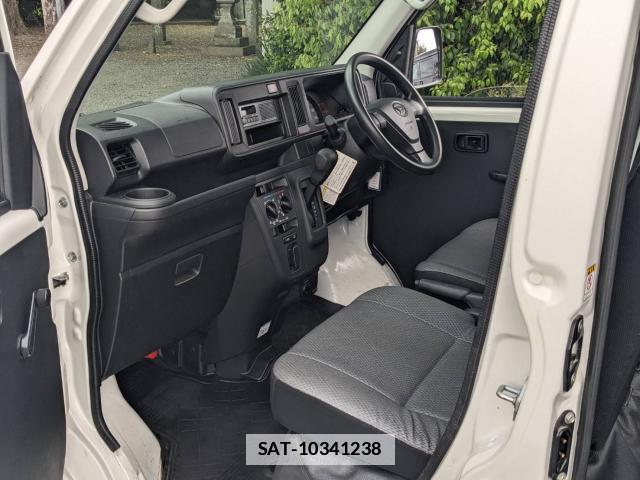 Daihatsu HIJET CARGO 2020-06 7797801-11